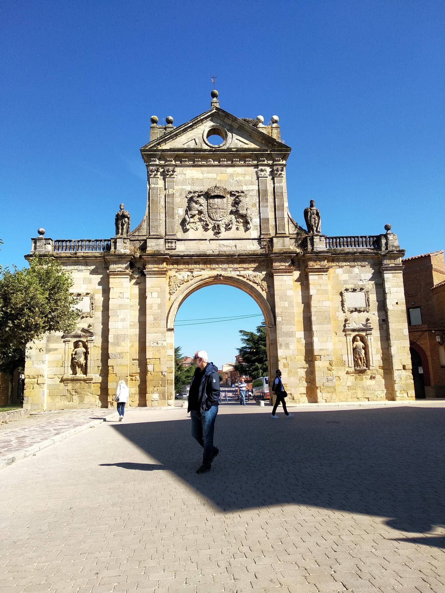 Fotos Ruiforco de Torío se aproxima a Sahagún